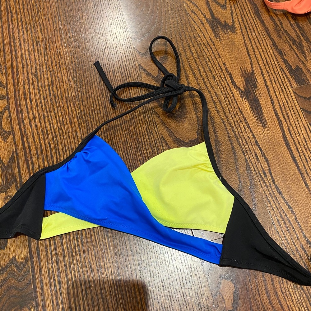 VS pink bikini top